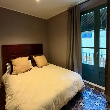 Rambla Riverview شقة خيرونا